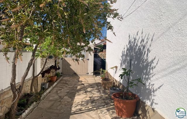 3 chambre Villa/Maison à vendre à Santa Margarida, Roses avec piscine - 349 000 € (Ref: 9771030)