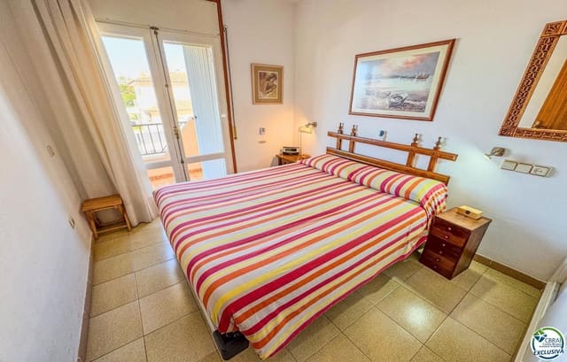 1 sypialnia Mieszkanie na sprzedaż w Santa Margarida, Roses z garażem - 145 000 € (Ref: 9771031)