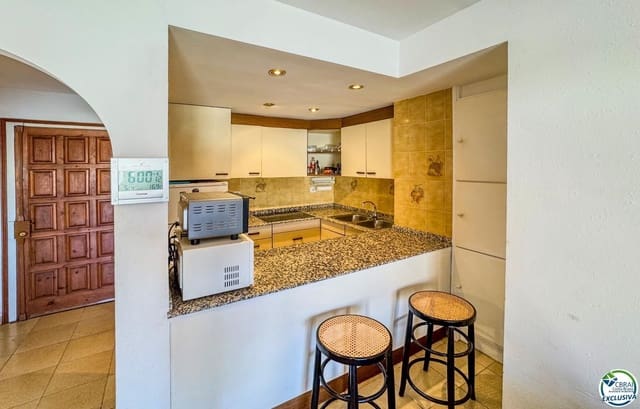 1 sypialnia Mieszkanie na sprzedaż w Santa Margarida, Roses z garażem - 145 000 € (Ref: 9771031)