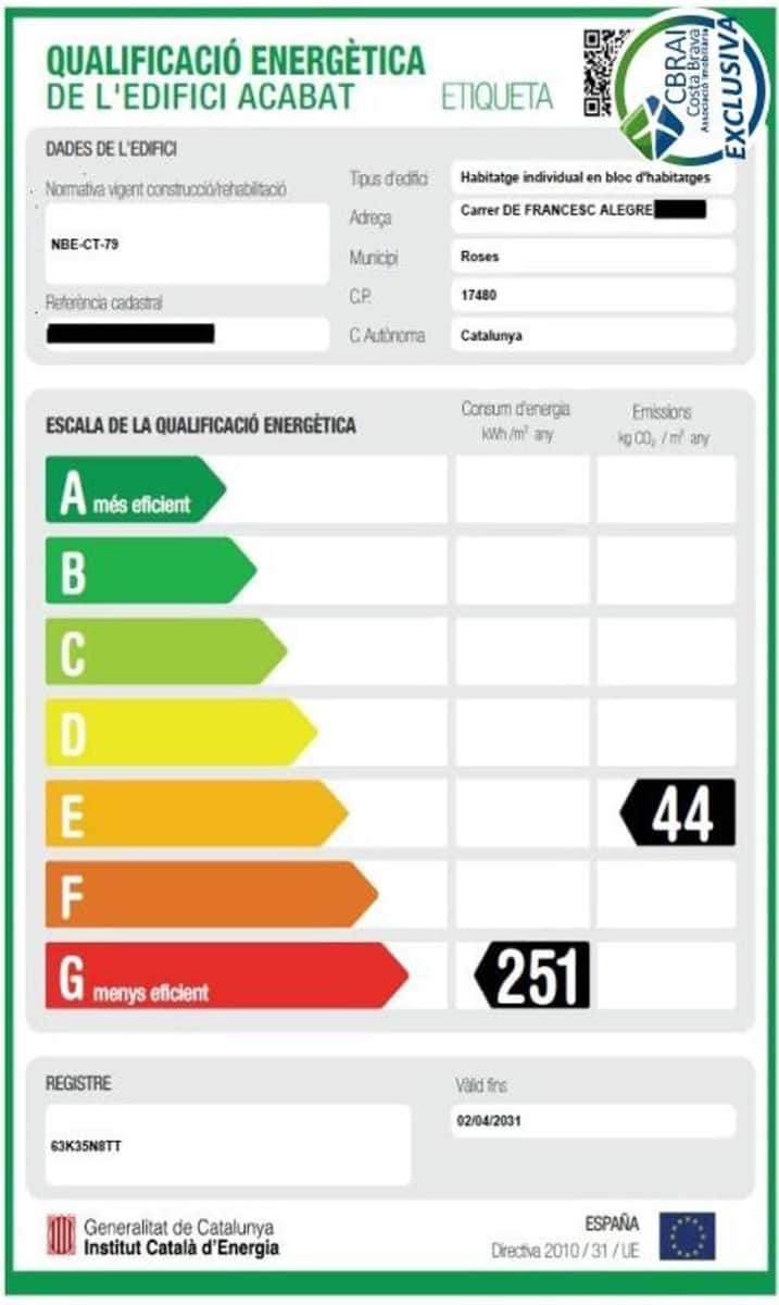 2 bedroom Flat for sale in Roses - € 235,000 (Ref: 9778521)