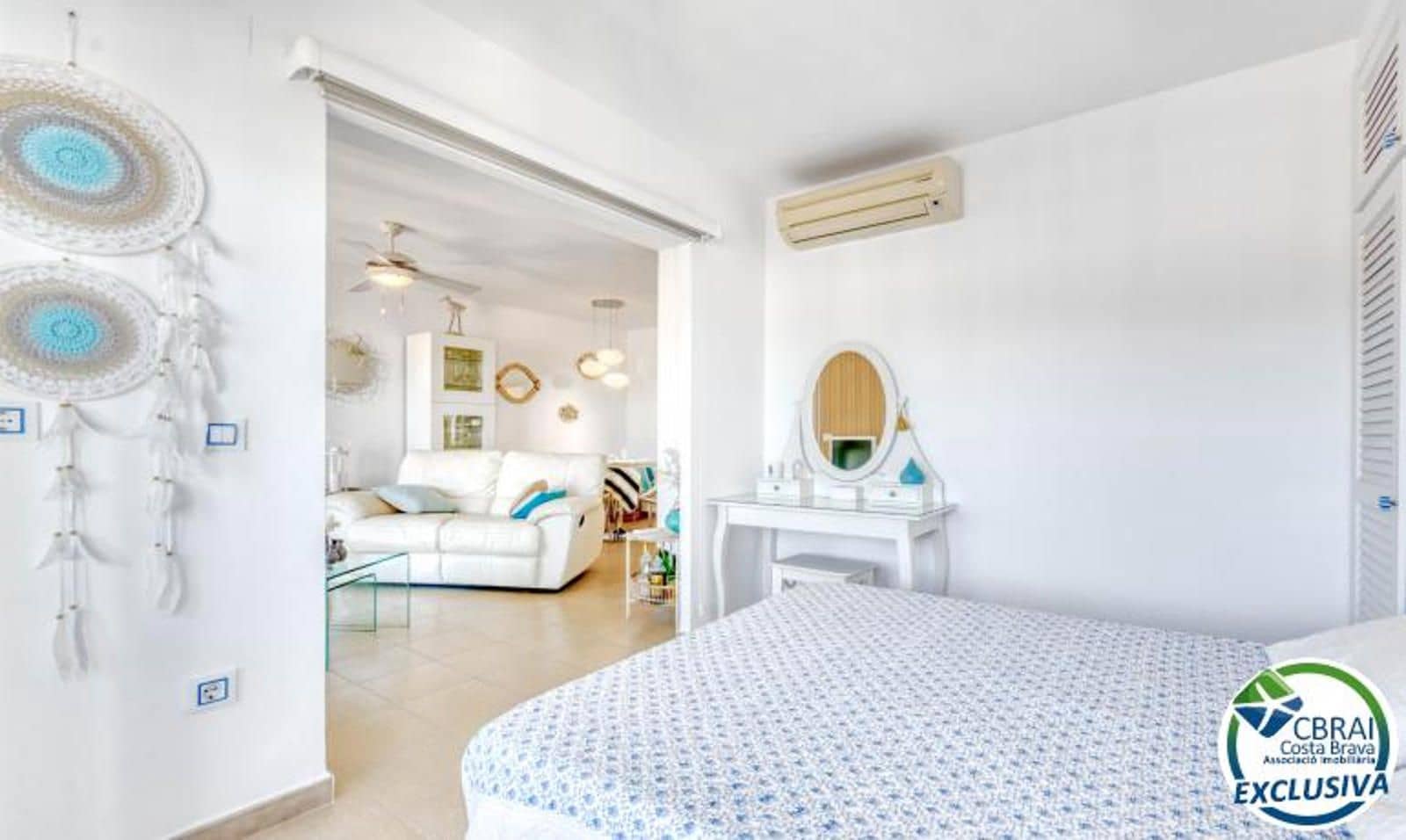 2 bedroom Flat for sale in Roses - € 235,000 (Ref: 9778521)