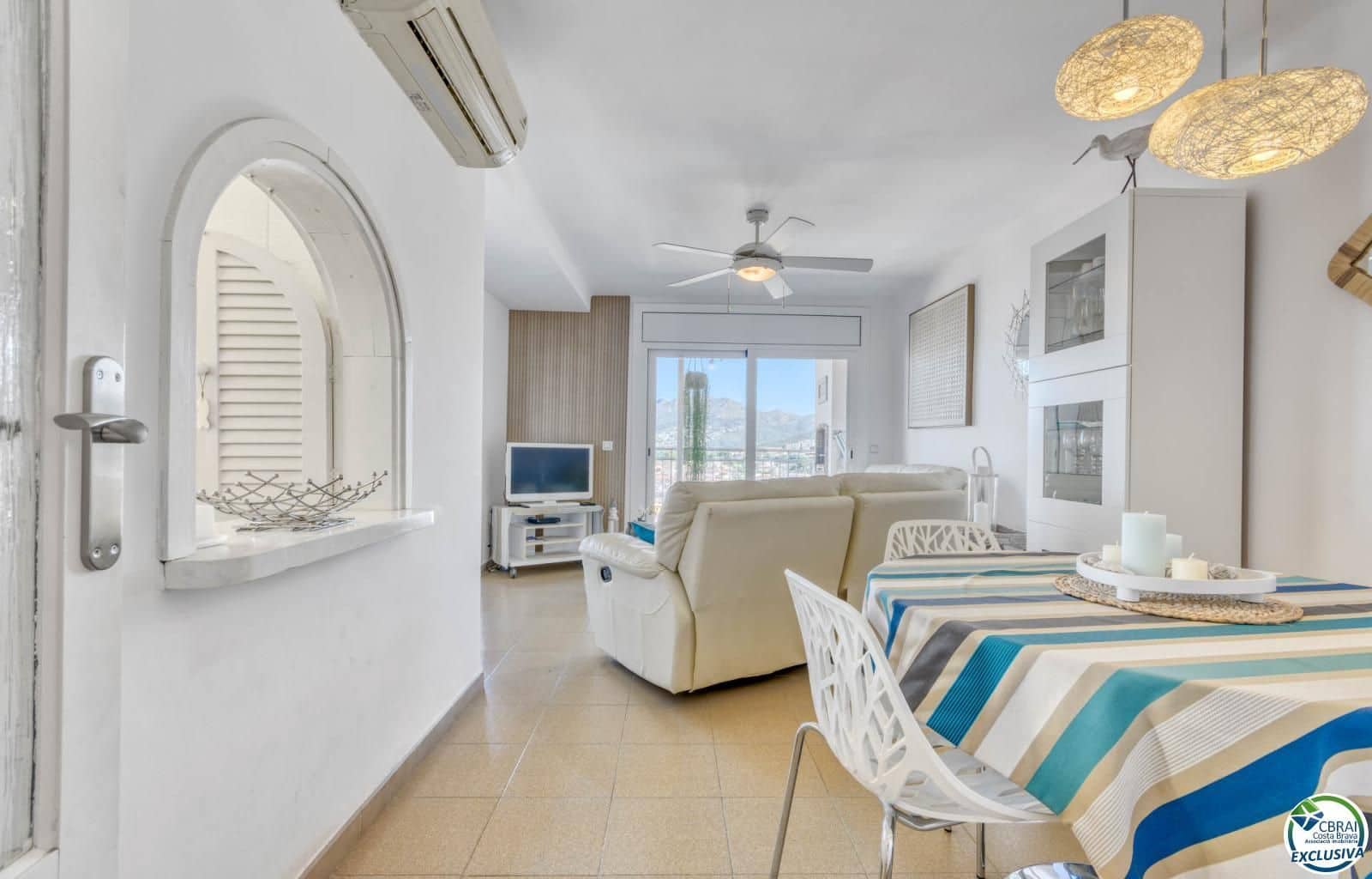 2 bedroom Flat for sale in Roses - € 235,000 (Ref: 9778521)