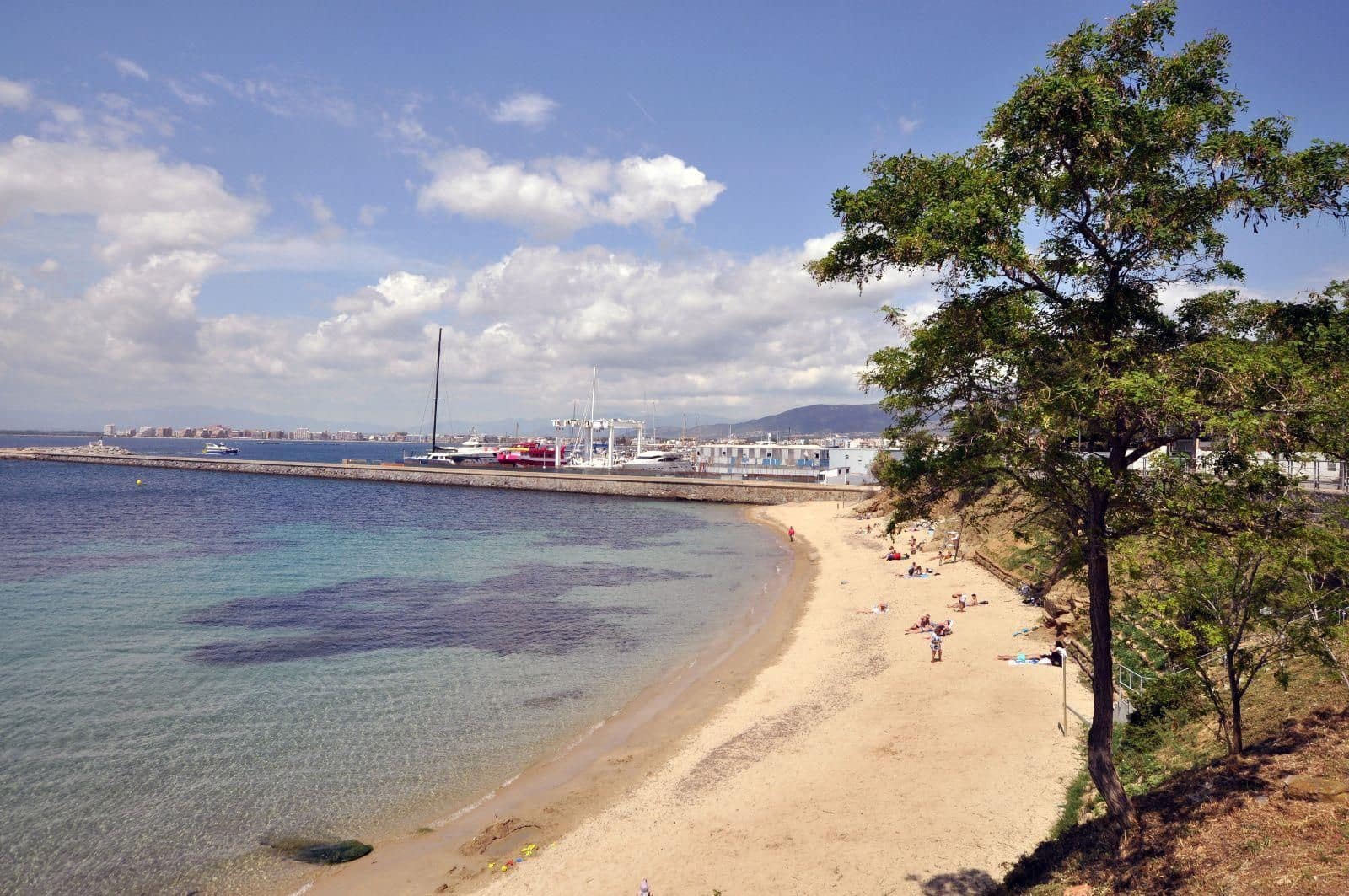 2 soverom Leilighet til salgs i Roses med svømmebasseng - € 266 000 (Ref: 9778522)