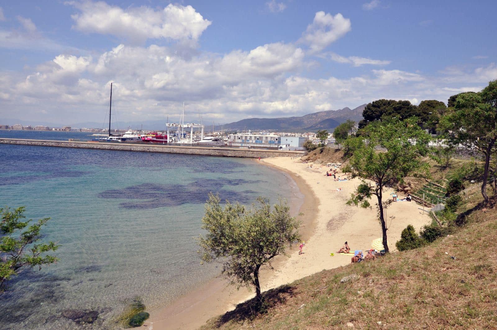 2 soverom Leilighet til salgs i Roses med svømmebasseng - € 266 000 (Ref: 9778522)