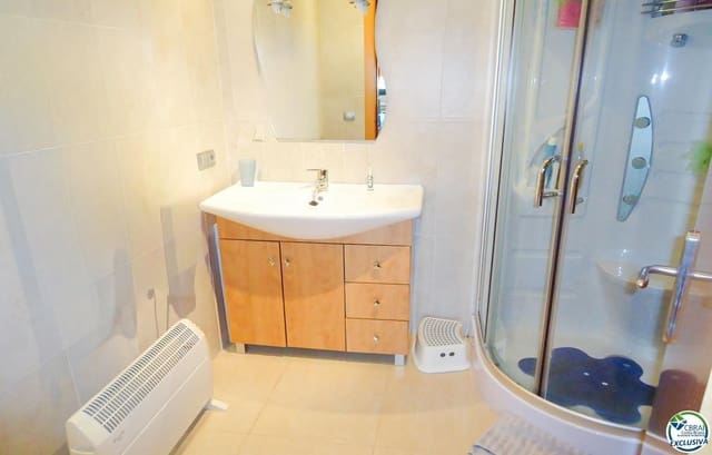 3 chambre Appartement à vendre à Figueres avec garage - 190 000 € (Ref: 9778935)