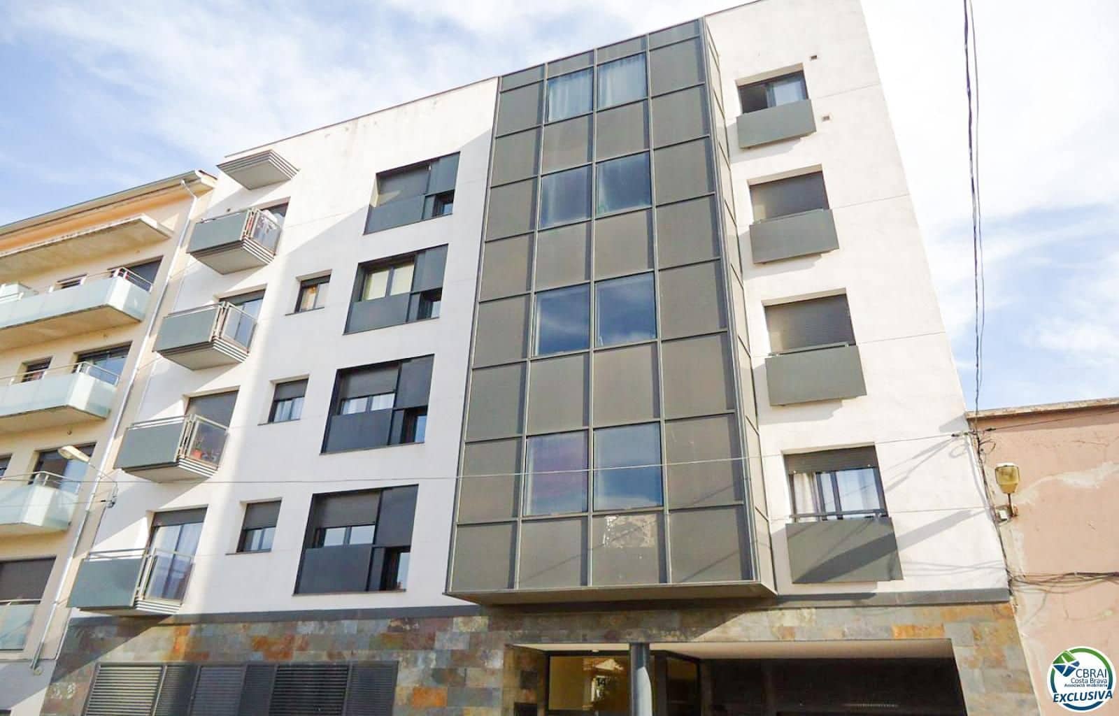 3 chambre Appartement à vendre à Figueres avec garage - 190 000 € (Ref: 9778935)