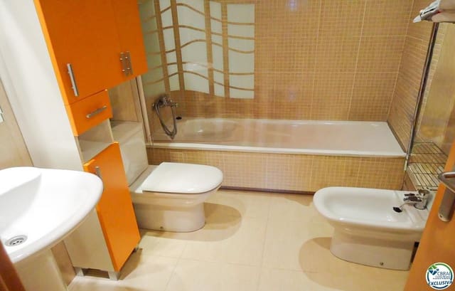 3 chambre Appartement à vendre à Figueres avec garage - 190 000 € (Ref: 9778935)