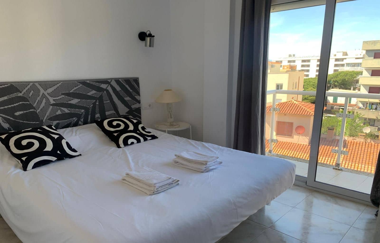 2 bedroom Flat for sale in Santa Margarida - € 399,000 (Ref: 9785986)