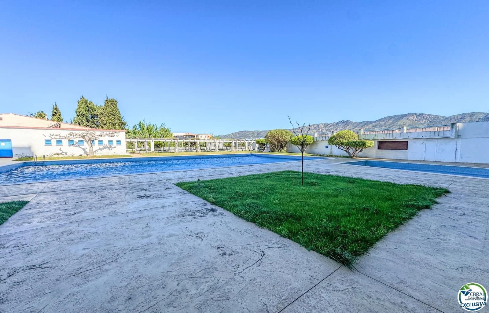 Apartamento para venda em Roses com piscina - 86 500 € (Ref: 9785988)