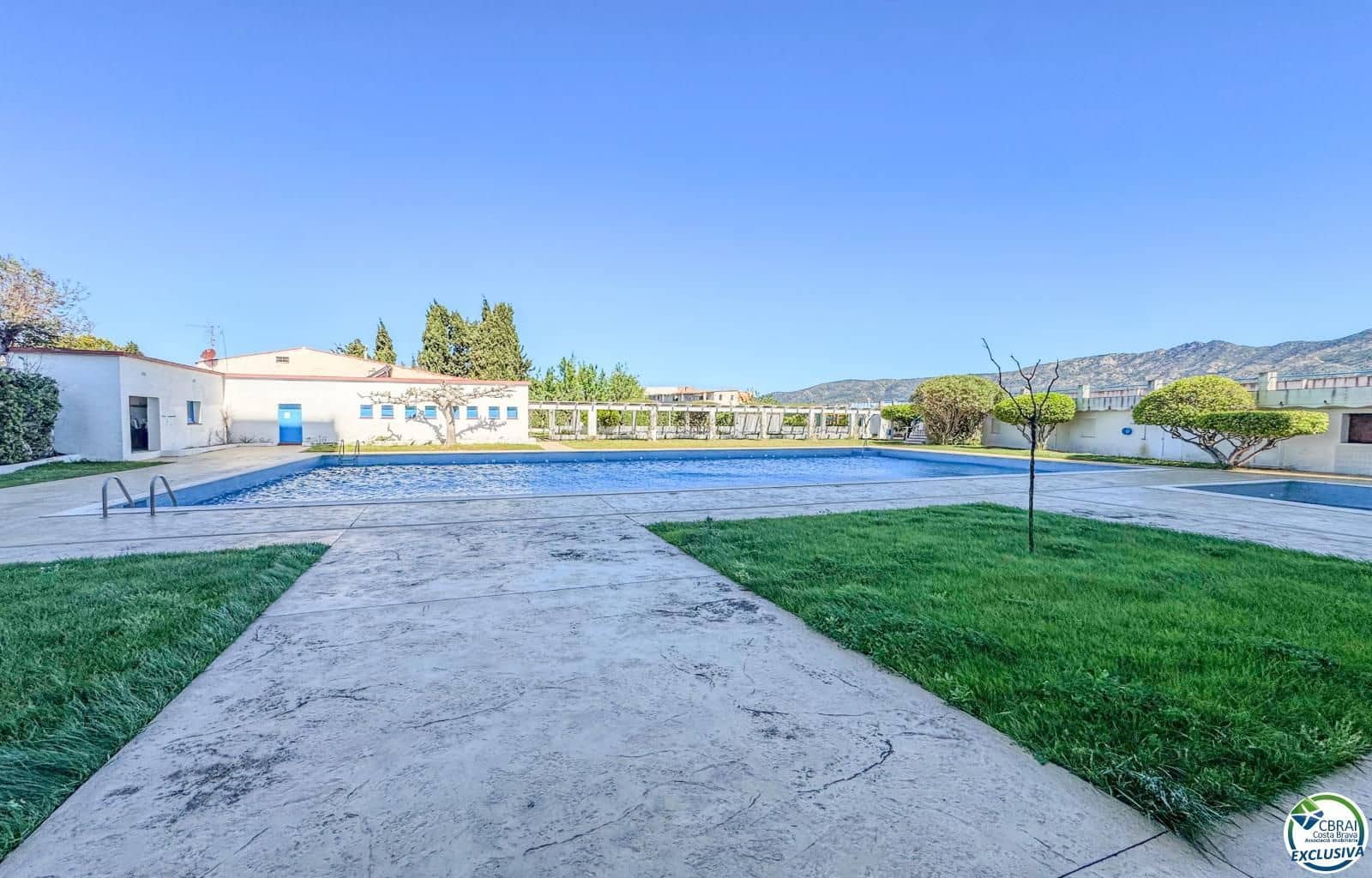 Apartamento para venda em Roses com piscina - 86 500 € (Ref: 9785988)