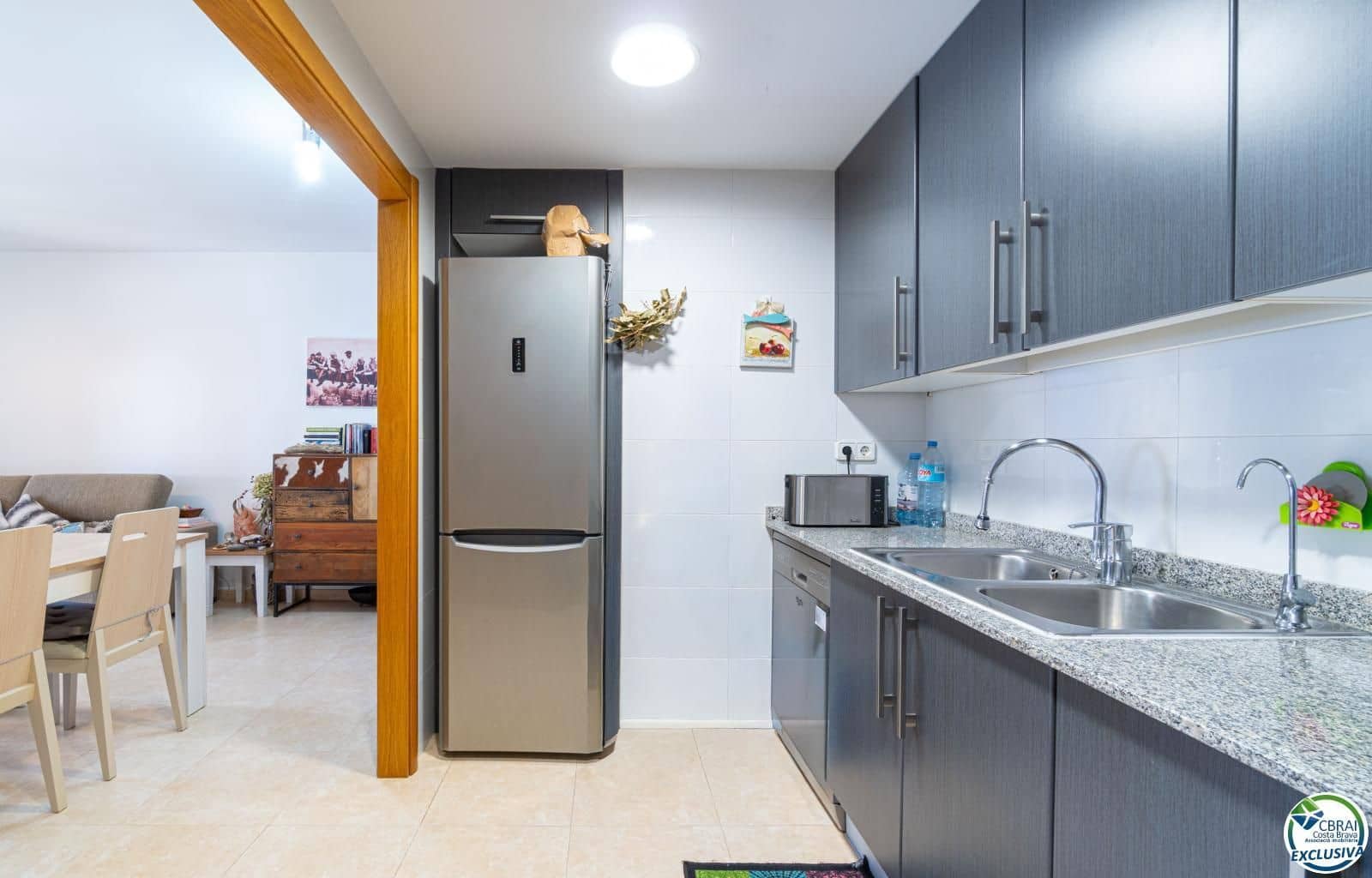 2 makuuhuone Asunto myytävänä paikassa Roses mukana uima-altaan 
autotalli - 215 000 € (Ref: 9793216)