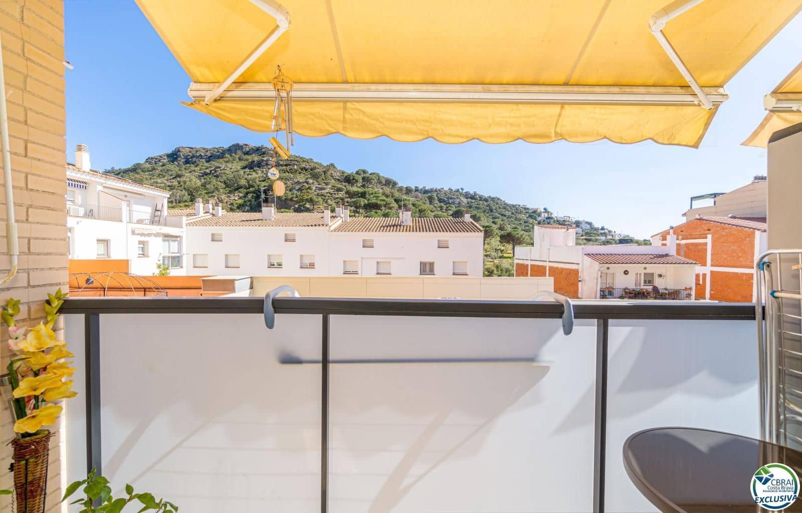 2 makuuhuone Asunto myytävänä paikassa Roses mukana uima-altaan 
autotalli - 215 000 € (Ref: 9793216)