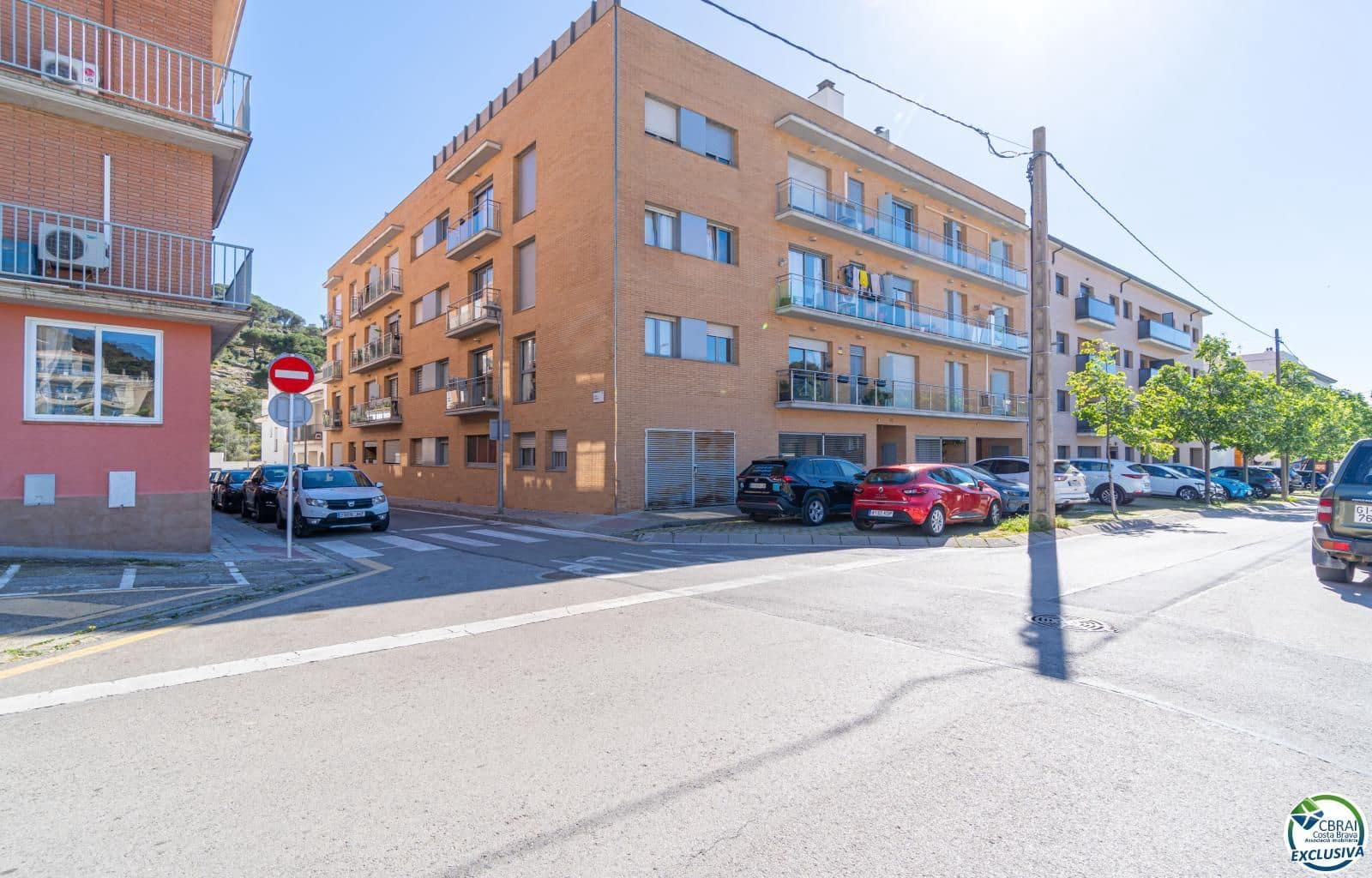 2 makuuhuone Asunto myytävänä paikassa Roses mukana uima-altaan 
autotalli - 215 000 € (Ref: 9793216)