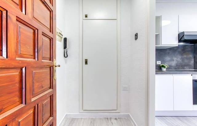 Asunto myytävänä paikassa Empuriabrava, Castelló d'Empúries - 145 000 € (Ref: 9795661)