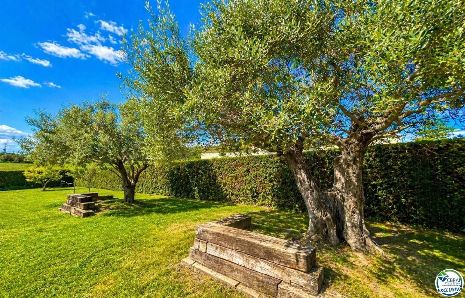 4 soverom Villa til salgs i L'Estartit med svømmebasseng garasje - € 449 000 (Ref: 9807290)