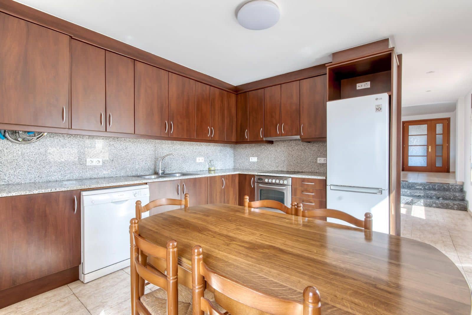 3 bedroom Flat for sale in Caldes de Malavella - € 295,000 (Ref: 9832356)