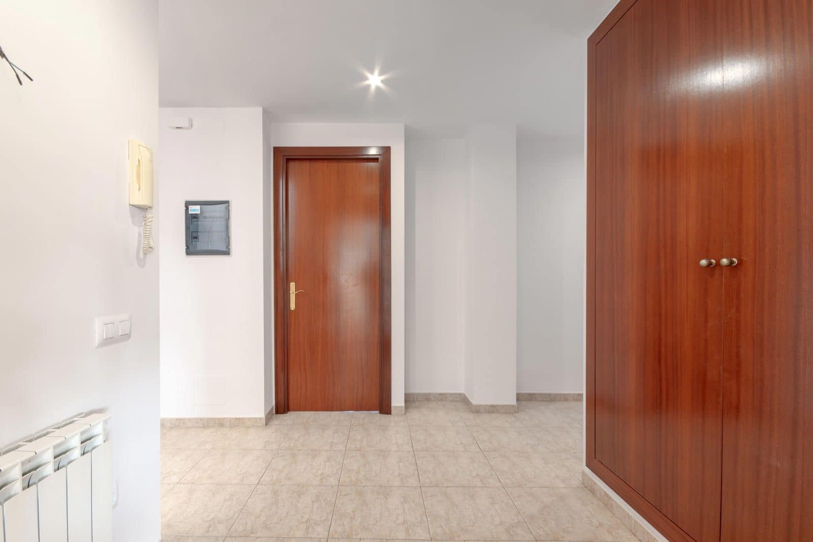 3 bedroom Flat for sale in Caldes de Malavella - € 295,000 (Ref: 9832356)