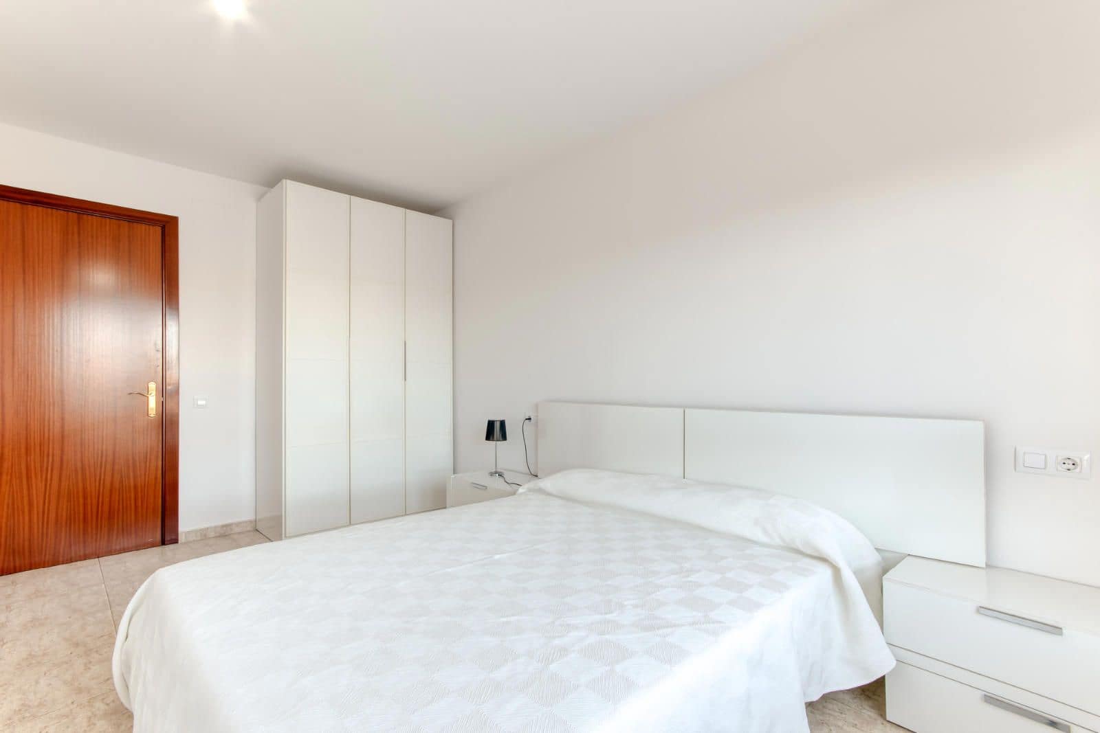 3 bedroom Flat for sale in Caldes de Malavella - € 295,000 (Ref: 9832356)