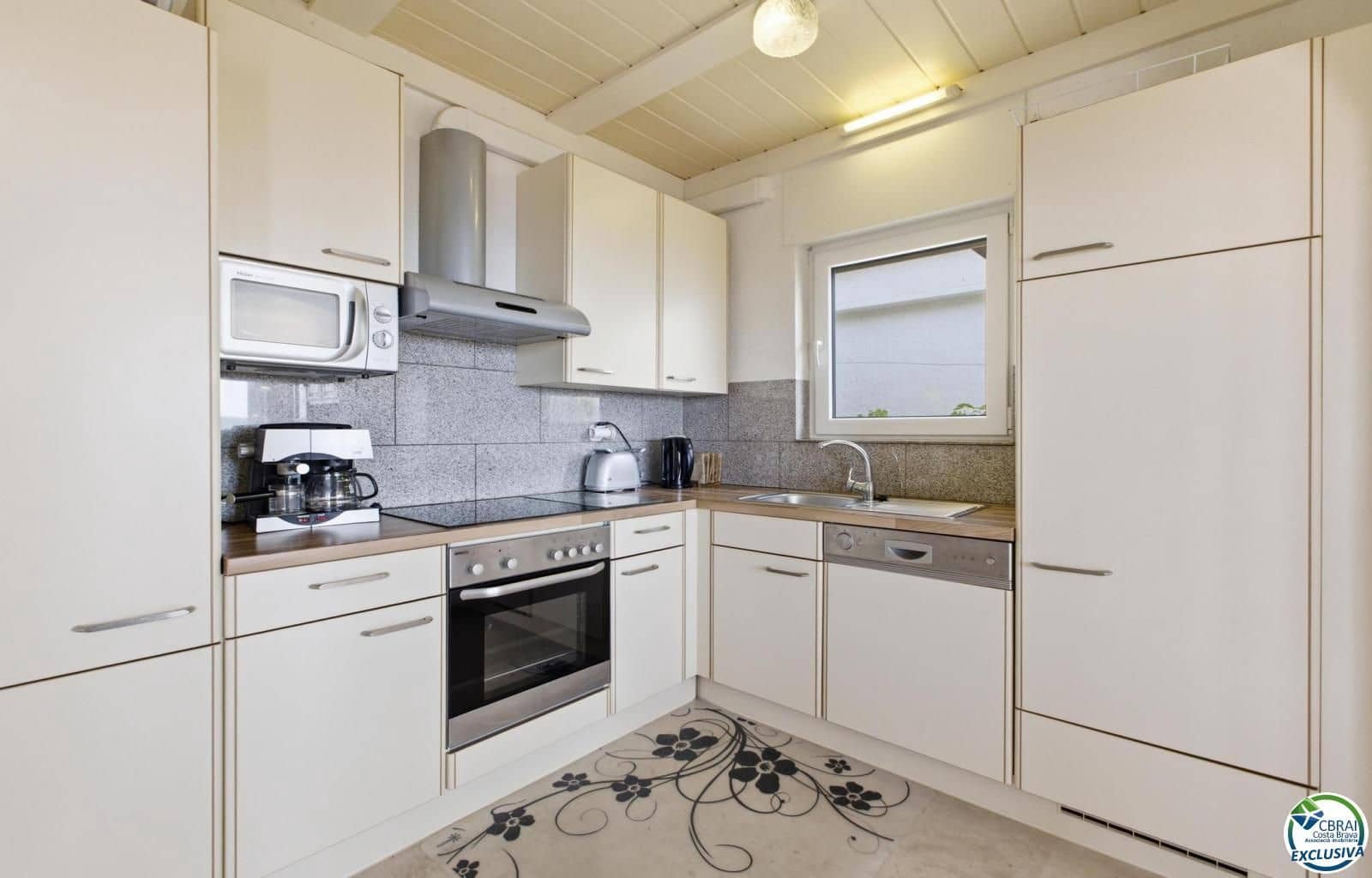 2 slaapkamer Villa te koop in El Mas Fumats met garage - € 359.000 (Ref: 9839732)