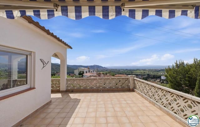 2 slaapkamer Villa te koop in El Mas Fumats, Roses met garage - € 359.000 (Ref: 9839732)