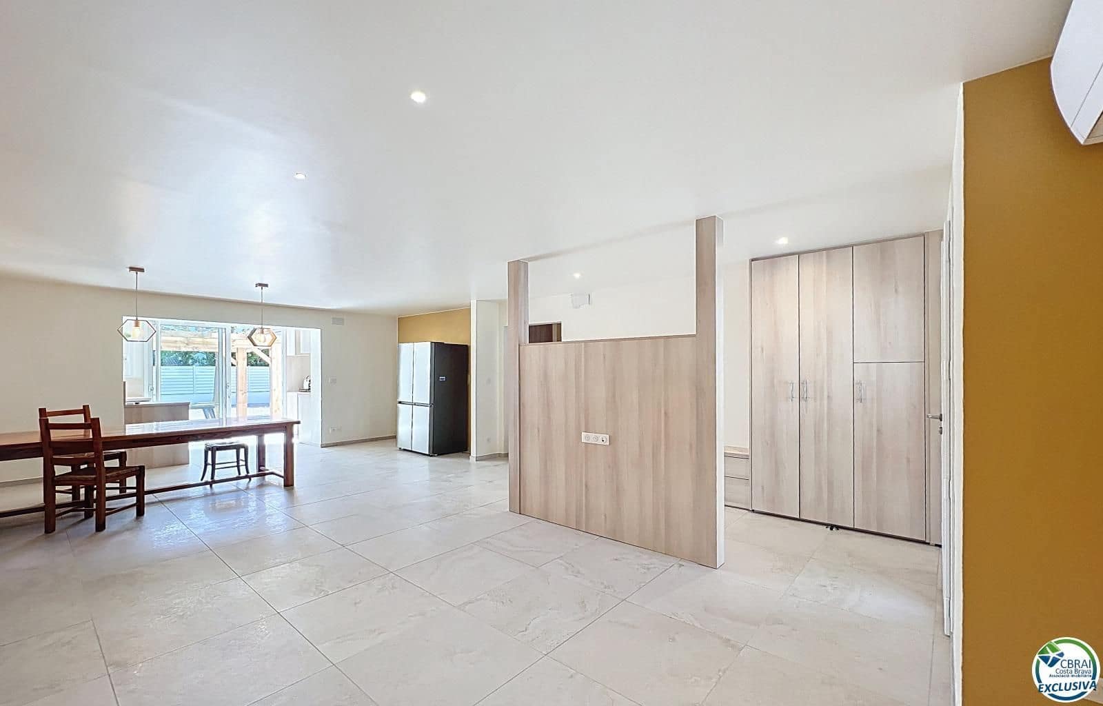 5 makuuhuone Huvila myytävänä paikassa Empuriabrava - 595 000 € (Ref: 9839733)