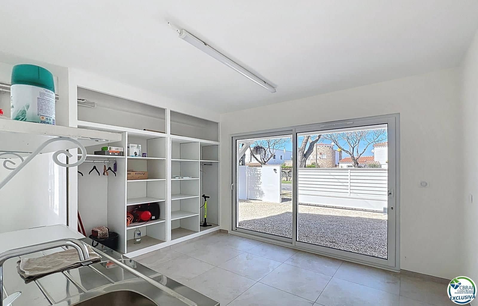 5 makuuhuone Huvila myytävänä paikassa Empuriabrava - 595 000 € (Ref: 9839733)