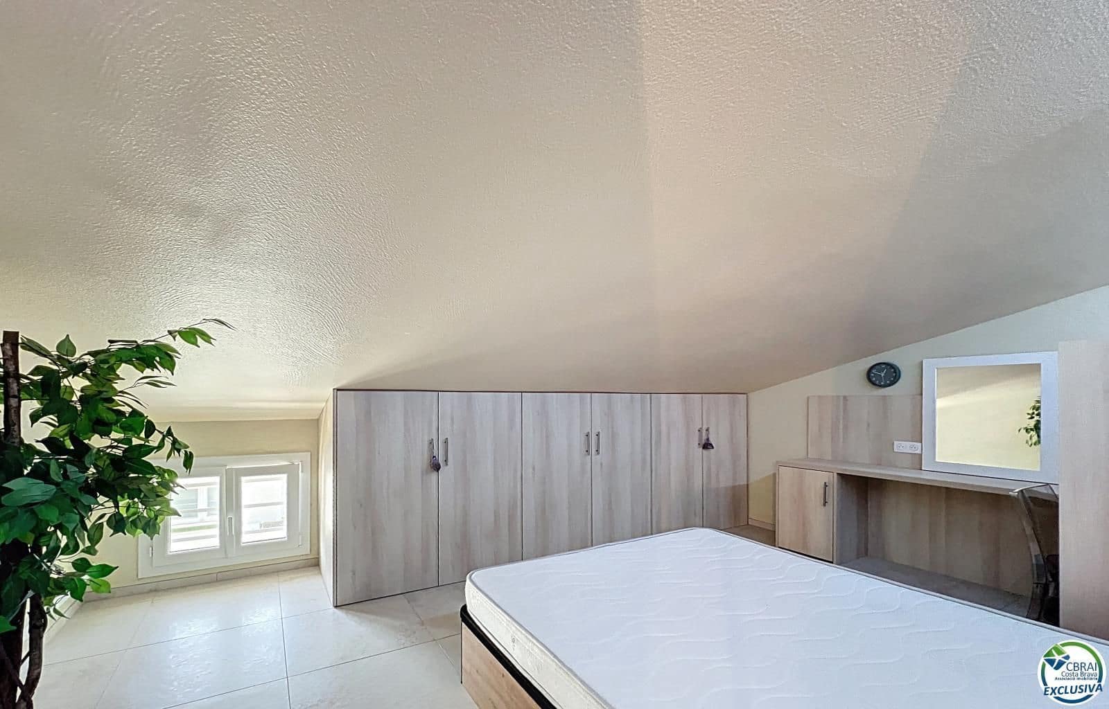 5 makuuhuone Huvila myytävänä paikassa Empuriabrava - 595 000 € (Ref: 9839733)