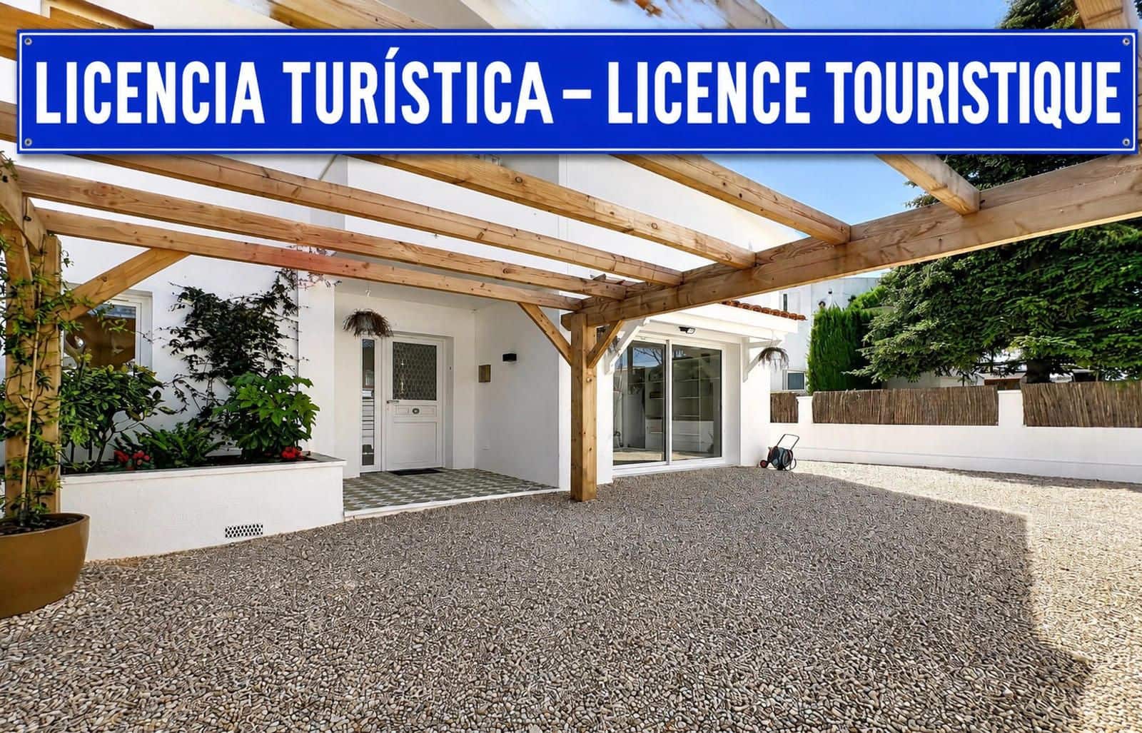 5 makuuhuone Huvila myytävänä paikassa Empuriabrava - 595 000 € (Ref: 9839733)