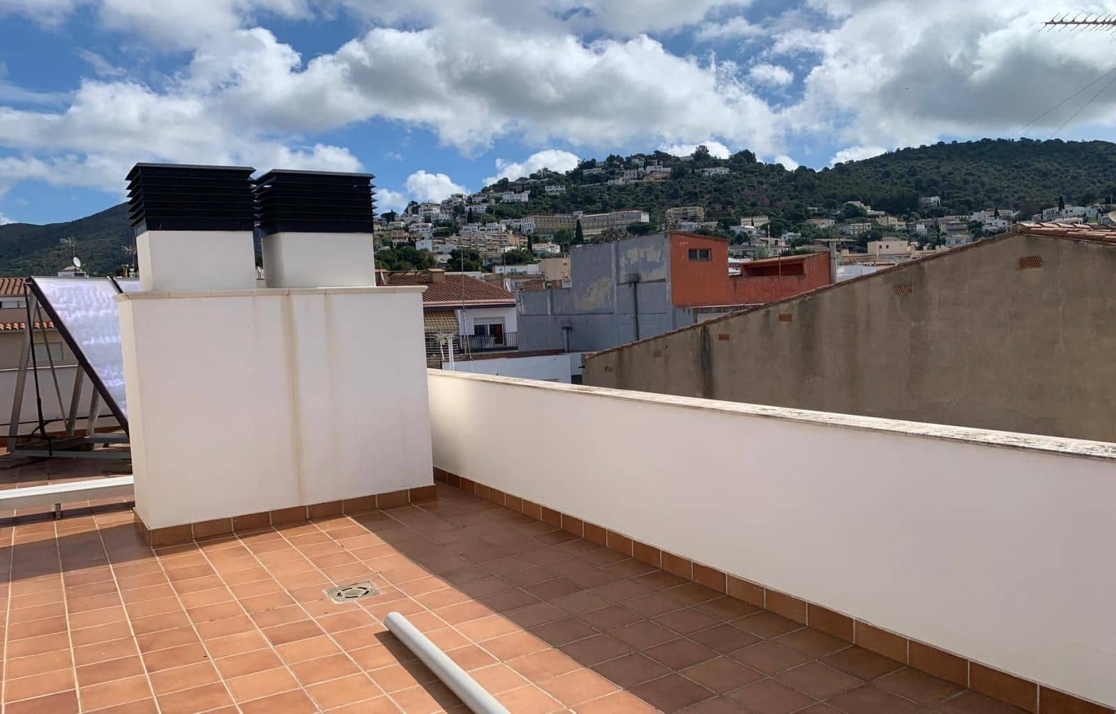 2 soverom Leilighet til salgs i Roses - € 295 000 (Ref: 9844268)