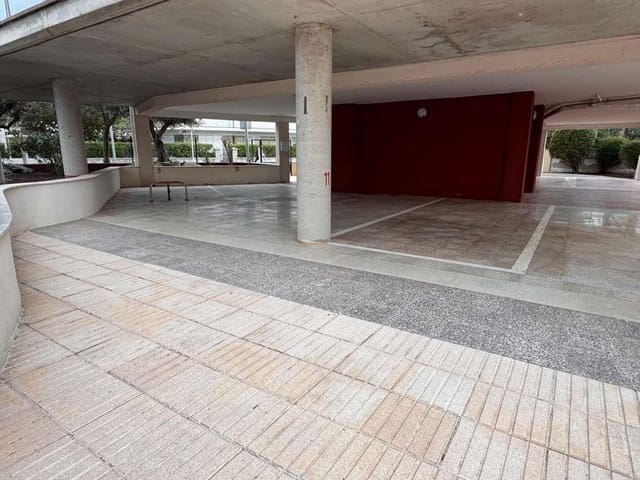 Garagem para venda em Santa Margarida, Roses - 24 000 € (Ref: 9844272)