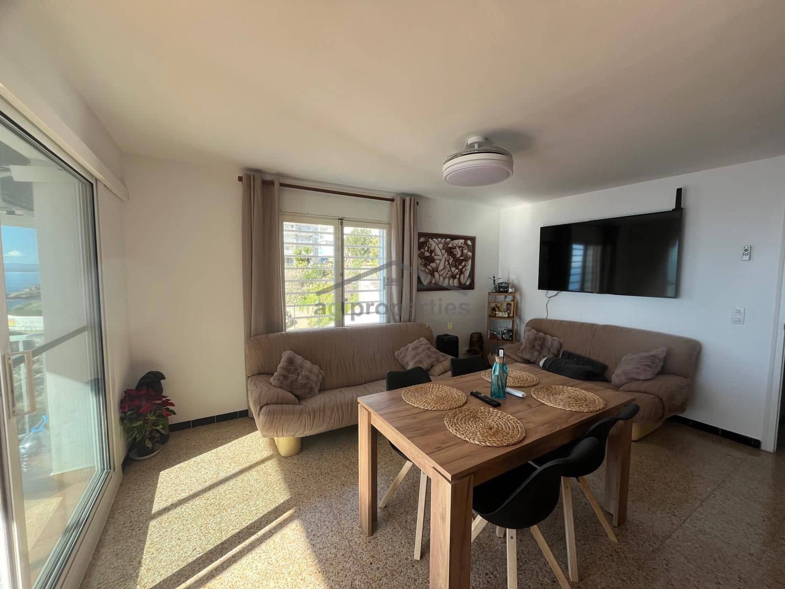 3 bedroom Flat for sale in Roses - € 360,000 (Ref: 9844273)