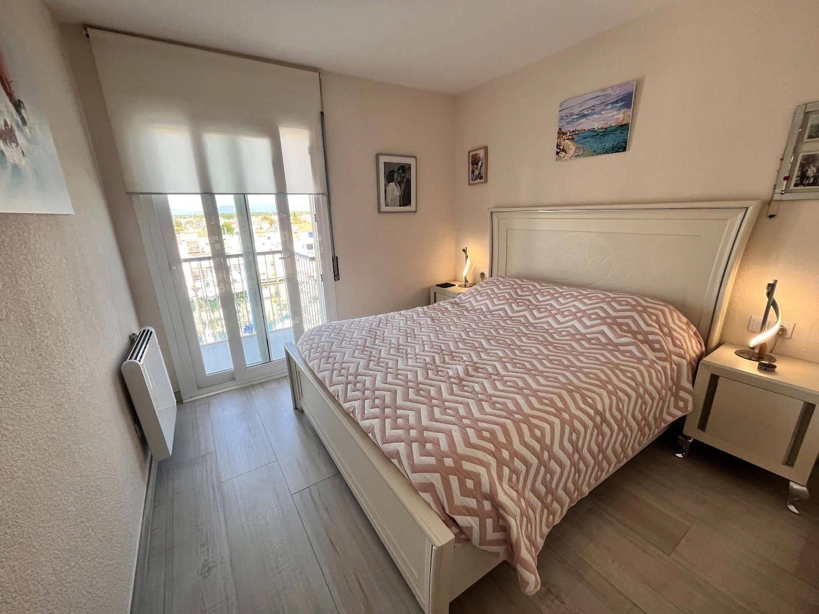 2 makuuhuone Asunto myytävänä paikassa Empuriabrava mukana 
autotalli - 325 000 € (Ref: 9844274)