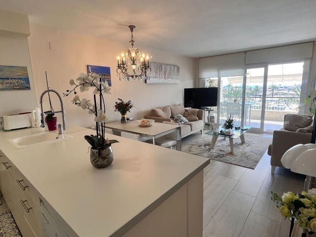 2 makuuhuone Asunto myytävänä paikassa Empuriabrava, Castelló d'Empúries mukana 
autotalli - 325 000 € (Ref: 9844274)