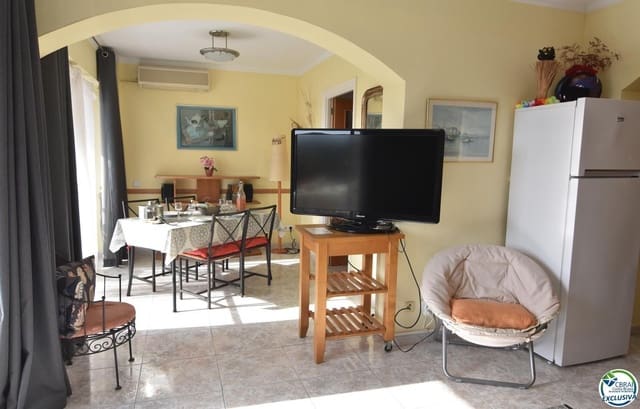 1 quarto Apartamento para venda em Santa Margarida, Roses com piscina garagem - 175 000 € (Ref: 9844275)