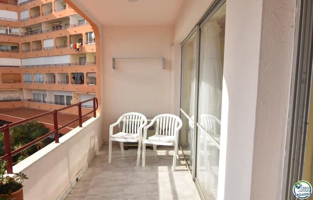 1 quarto Apartamento para venda em Santa Margarida, Roses com piscina garagem - 175 000 € (Ref: 9844275)