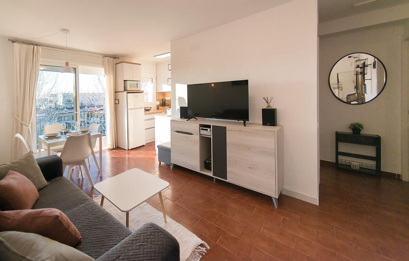 2 bedroom Flat for sale in Empuriabrava - € 175,000 (Ref: 9844523)