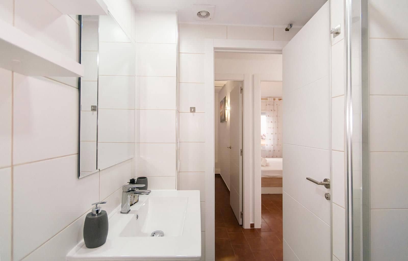 2 bedroom Flat for sale in Empuriabrava - € 175,000 (Ref: 9844523)