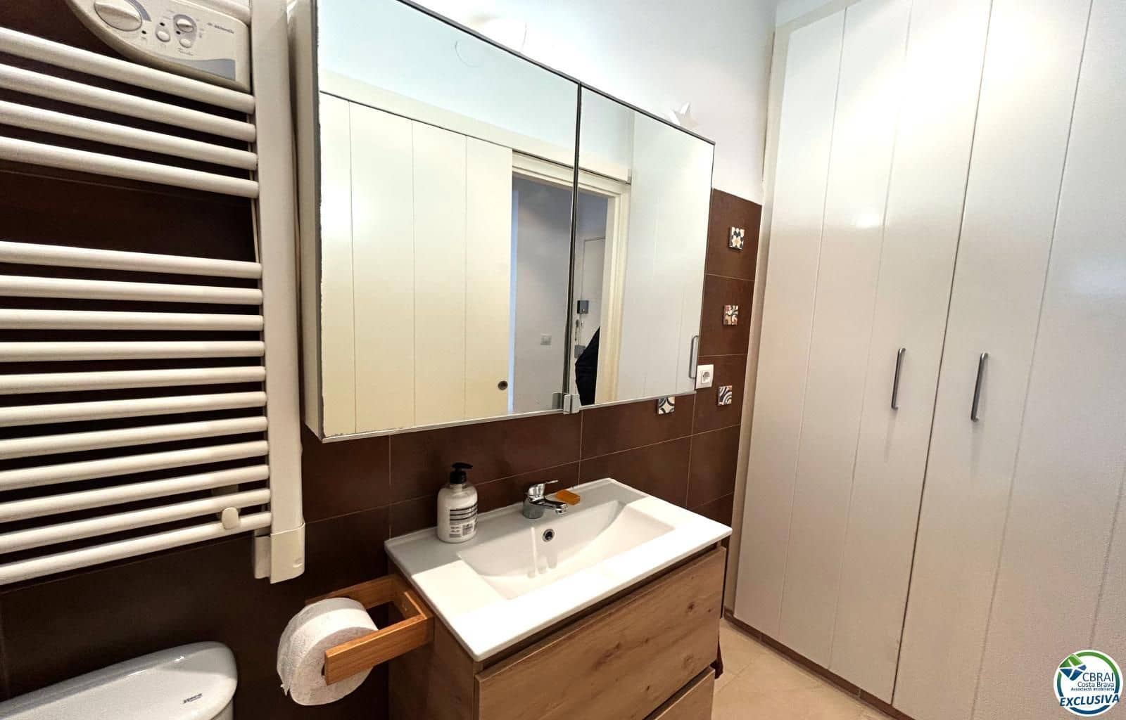 1 bedroom Flat for sale in Llanca with garage - € 172,000 (Ref: 9844524)