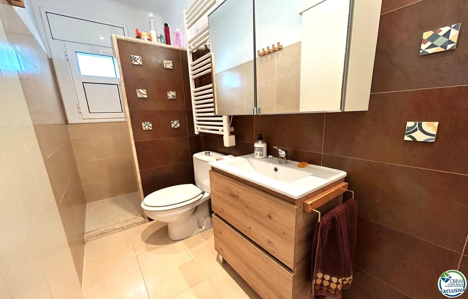 1 bedroom Flat for sale in Llanca with garage - € 172,000 (Ref: 9844524)