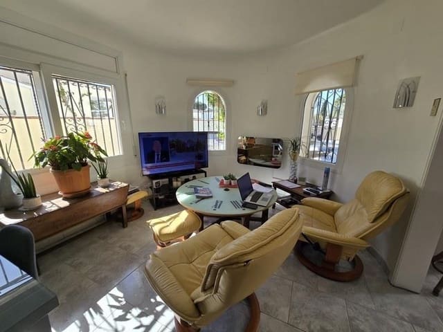 2 makuuhuone Huvila myytävänä paikassa Empuriabrava, Castelló d'Empúries mukana uima-altaan 
autotalli - 495 000 € (Ref: 9844526)