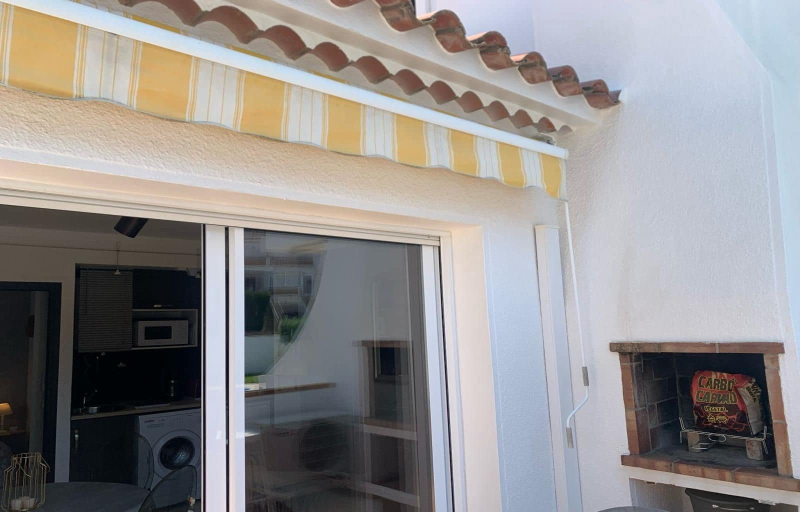 1 bedroom Flat for sale in Roses with pool garage - € 145,000 (Ref: 9849955)