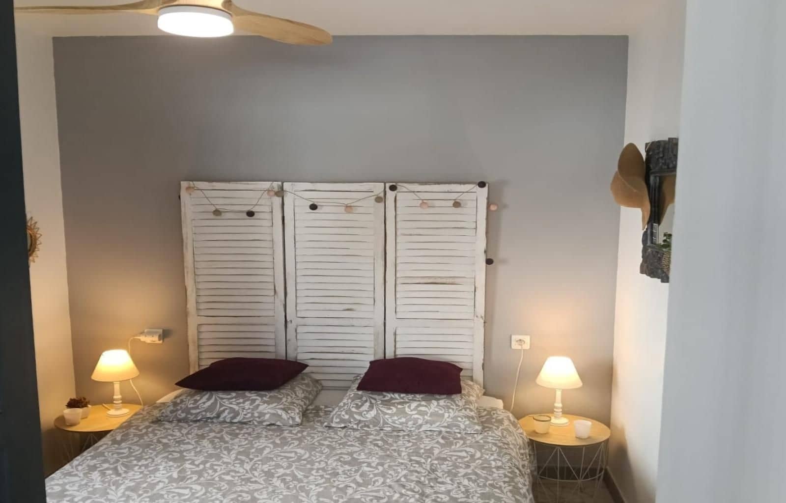 1 bedroom Flat for sale in Roses with pool garage - € 145,000 (Ref: 9849955)