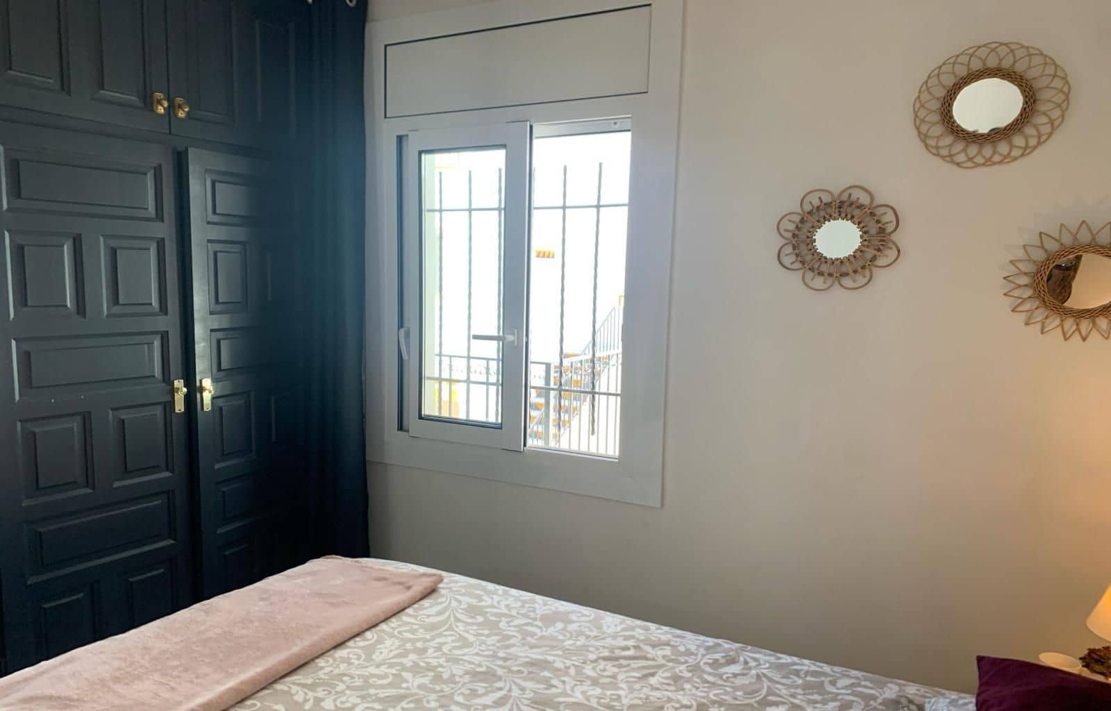 1 bedroom Flat for sale in Roses with pool garage - € 145,000 (Ref: 9849955)