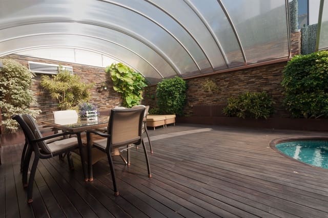 3 soverom Villa til salgs i Roses med svømmebasseng - € 675 000 (Ref: 9879328)