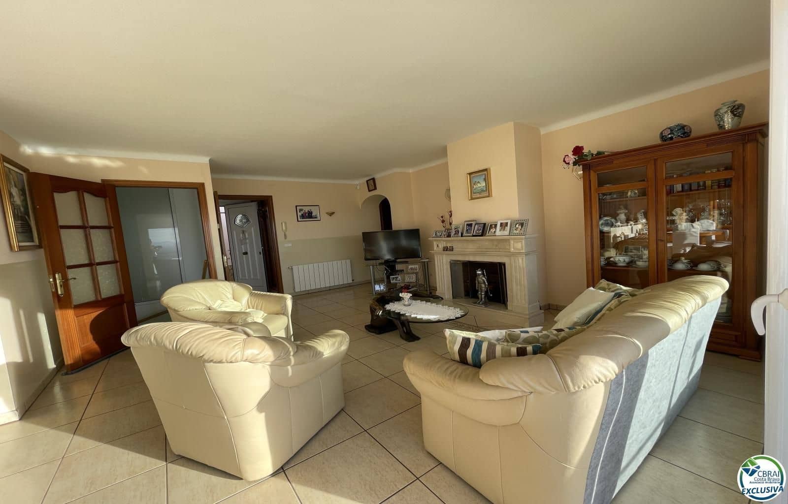 4 bedroom Villa for sale in El Mas Fumats with pool garage - € 780,000 (Ref: 9879329)