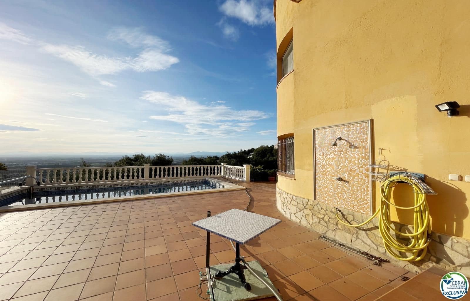 4 bedroom Villa for sale in El Mas Fumats with pool garage - € 780,000 (Ref: 9879329)