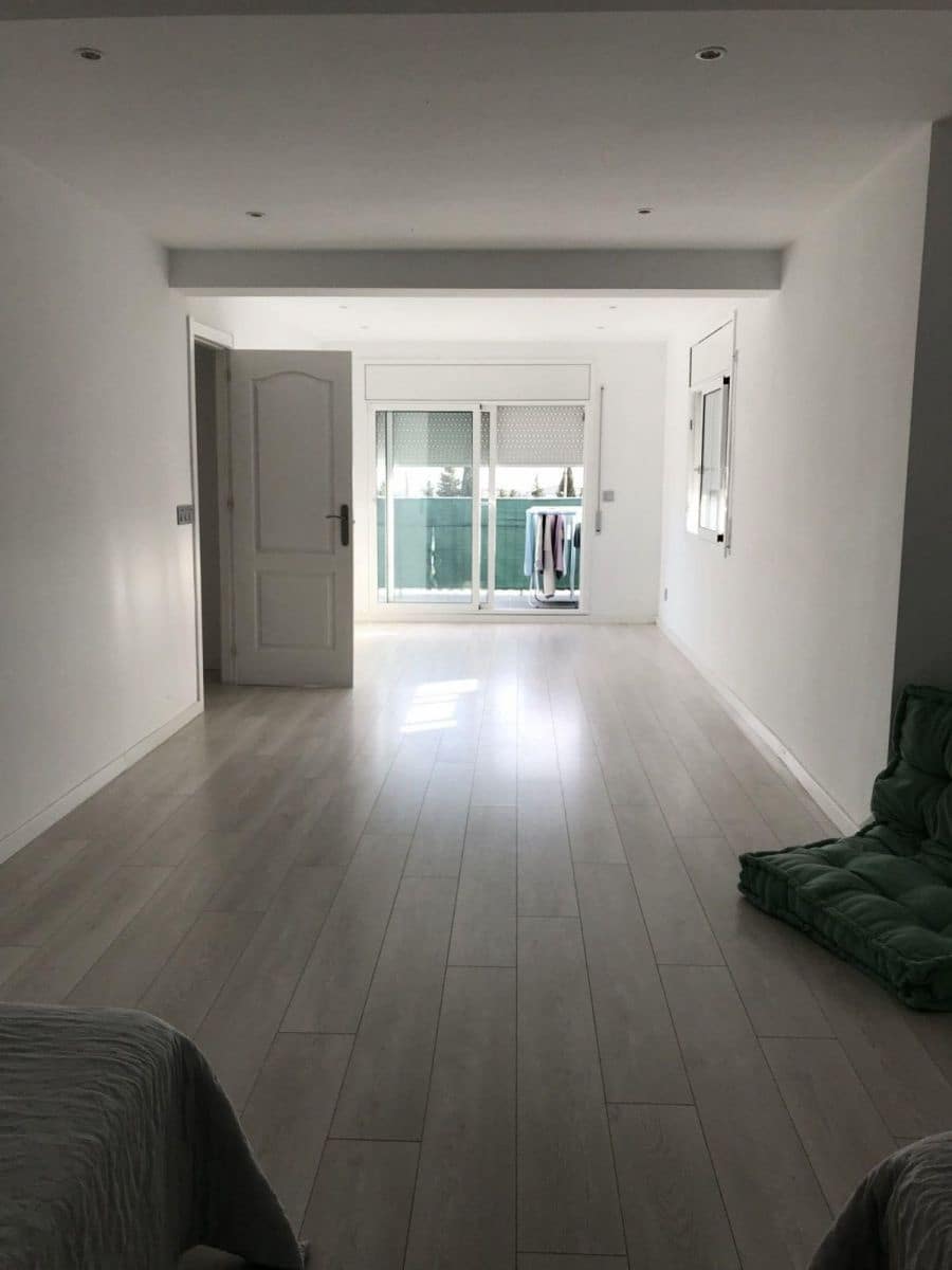 5 bedroom Villa for sale in Roses - € 460,000 (Ref: 9879331)