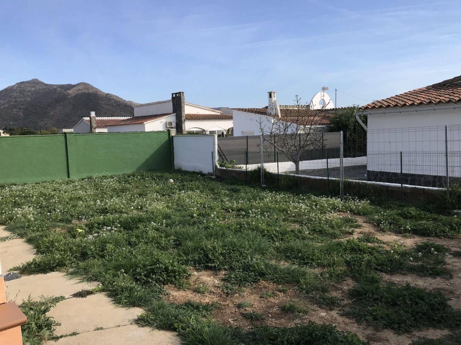 5 bedroom Villa for sale in Roses - € 460,000 (Ref: 9879331)