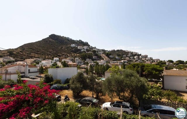 3 quarto Apartamento para venda em Roses - 319 000 € (Ref: 9879333)