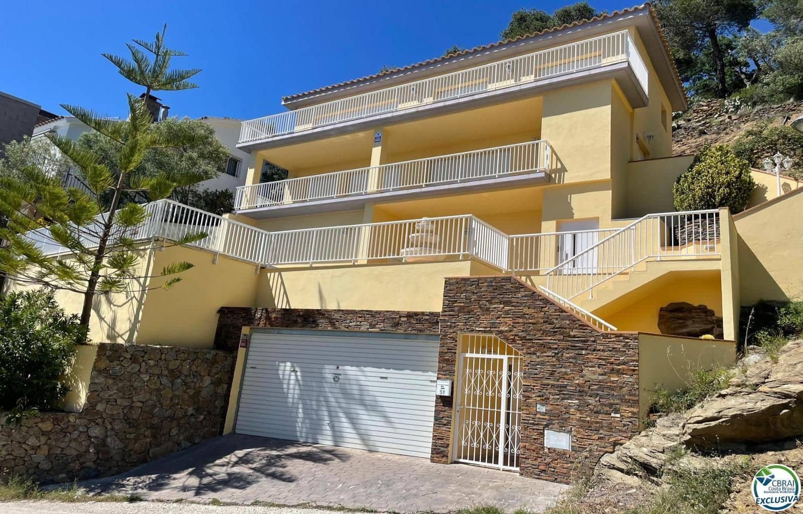 3 soveværelse Villa til salg i Roses med swimmingpool garage - € 750.000 (Ref: 9879334)